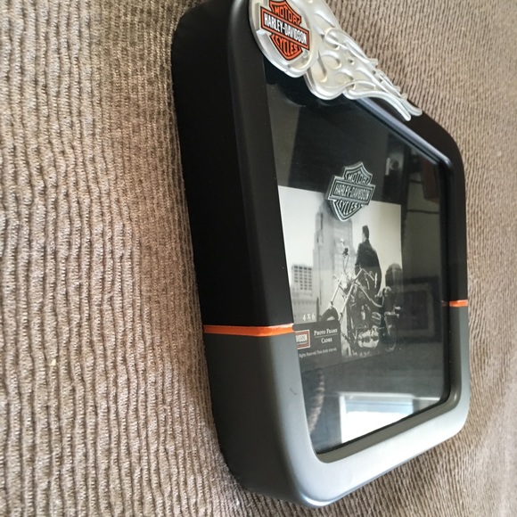 COPY - HARLEY DAVIDSON Picture Frame - Picture 2 of 5